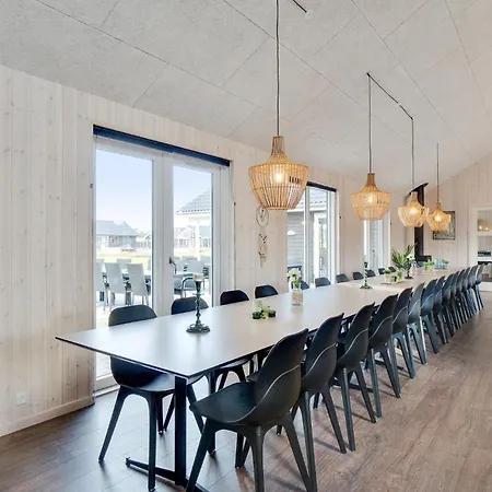 Feriehus 13 Bedroom Awesome In Nørre Nebel