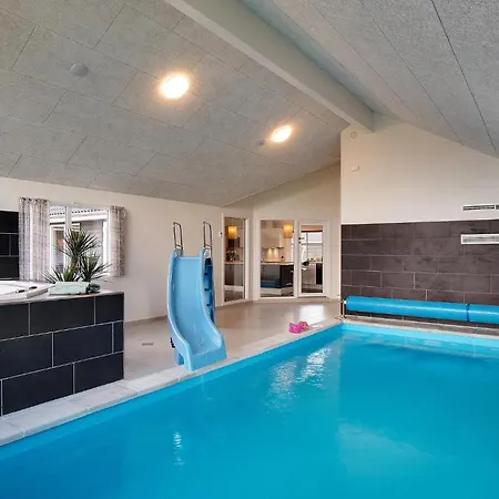 13 Bedroom Awesome In Feriehus